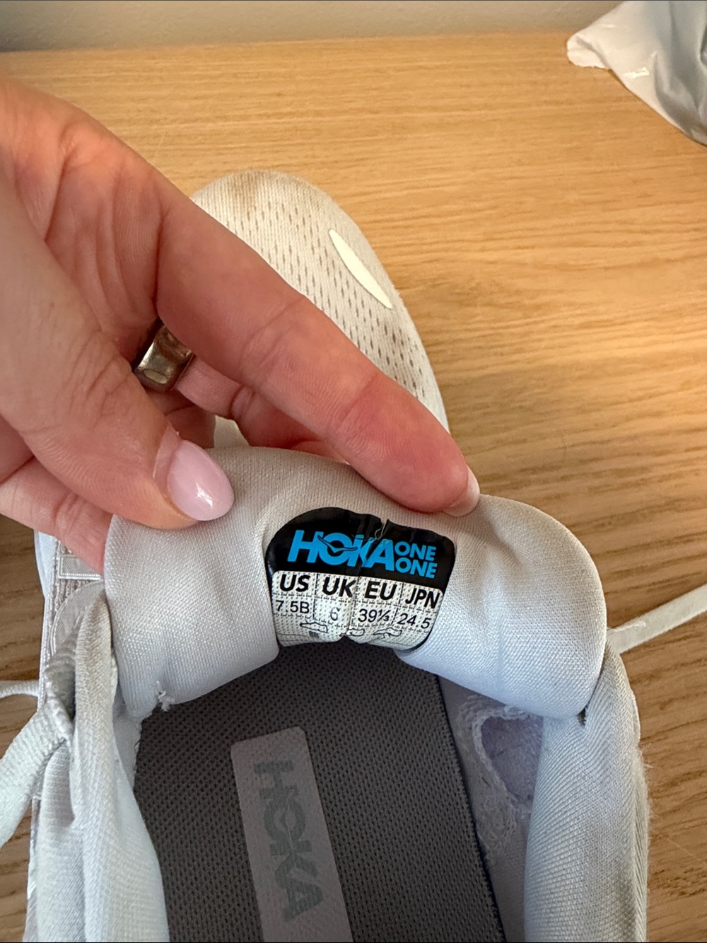 Hoka Women's White Bondi 8 Sneakers - Picture 6 of 6